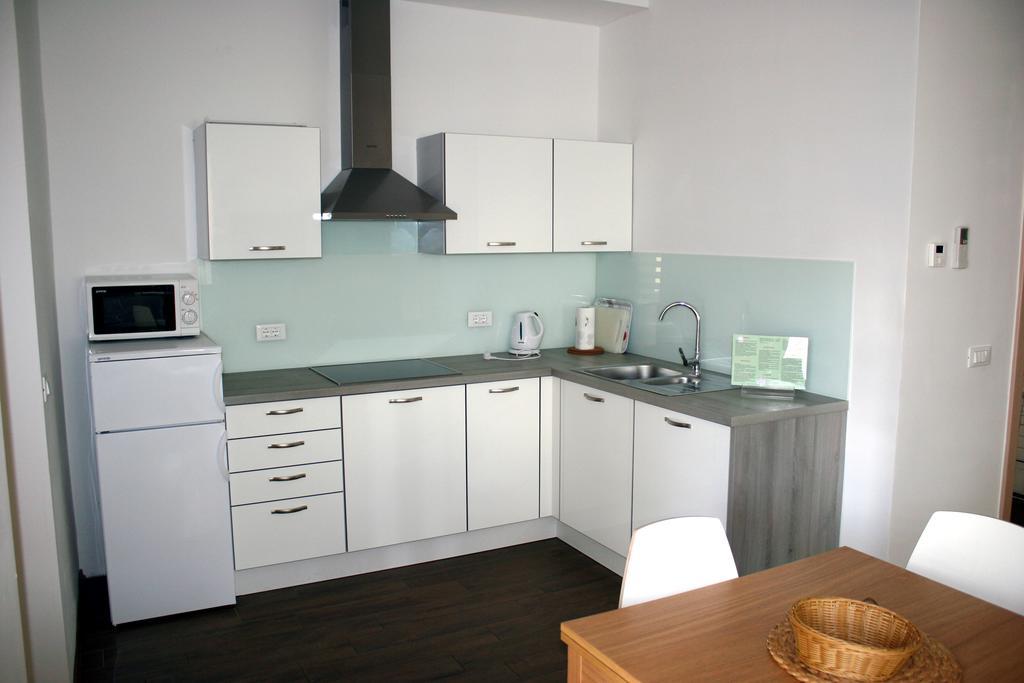 Park Apartments Izola Esterno foto